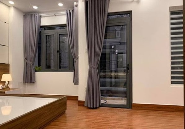 Cửa sổ nhôm Xinga trong phòng ngủ